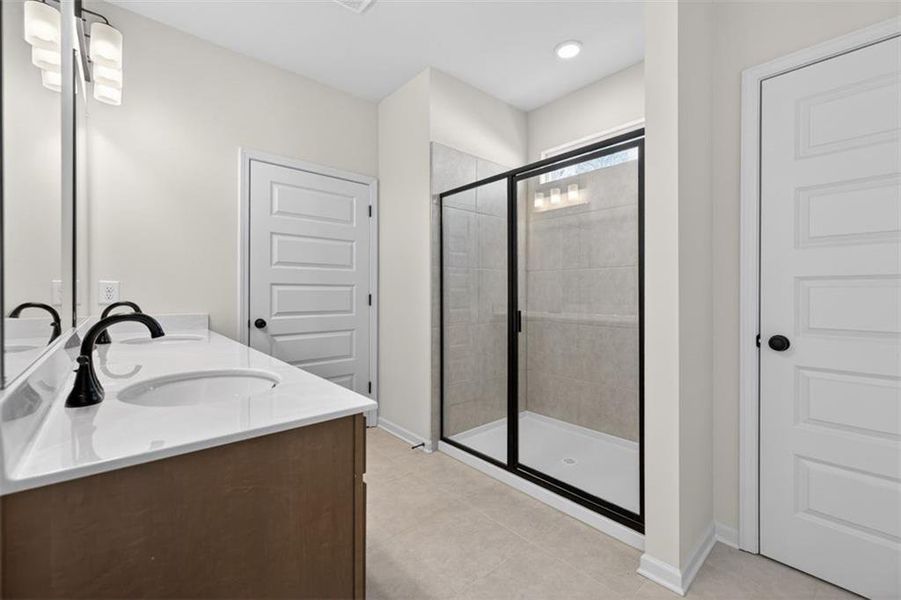 Furnished interior view inside a new home in Jones Ridge, Dallas (Image 16).