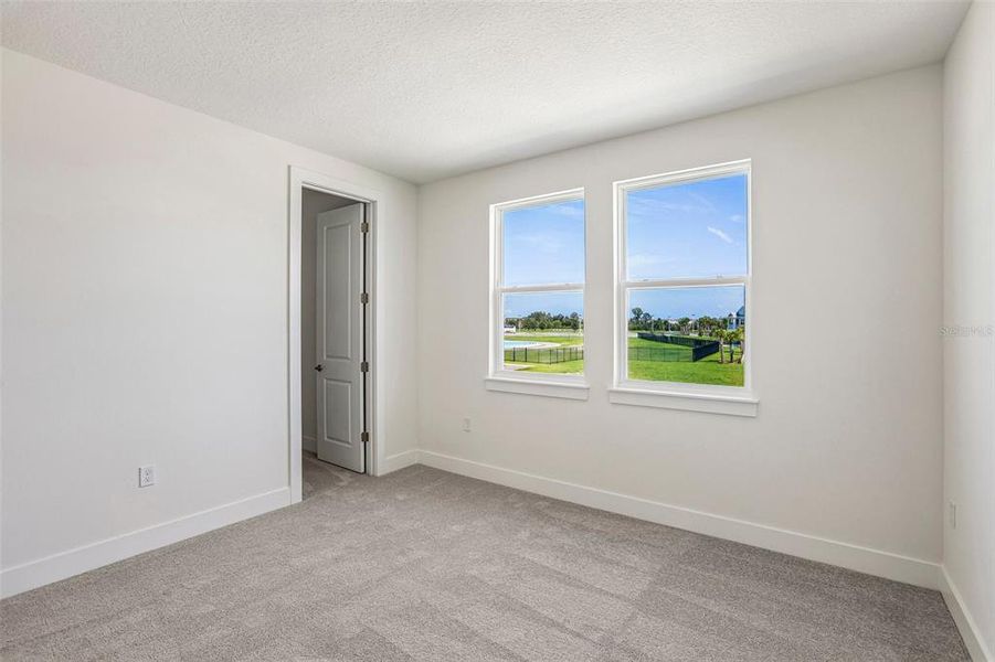 Spacious, unfurnished interior of a new home in Lagoon Residences at Epperson, Wesley Chapel (Image 34).
