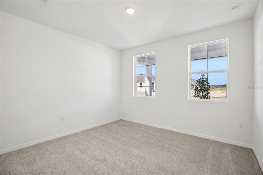 Spacious, unfurnished interior of a new home in , Mount Dora (Image 47).