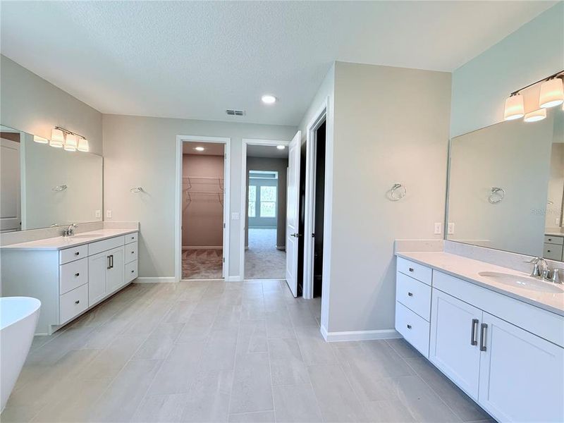 Furnished interior view inside a new home in Hawk's Overlook, Oviedo (Image 19). Furnished interior view inside a new home in Hawk's Overlook, Oviedo (Image 19).