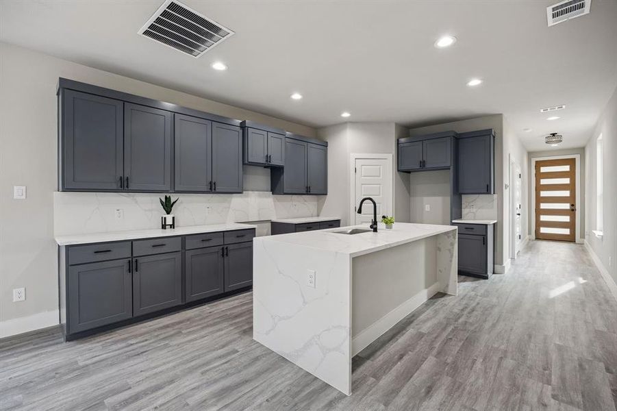 Furnished interior view inside a new home in , Dallas (Image 9).