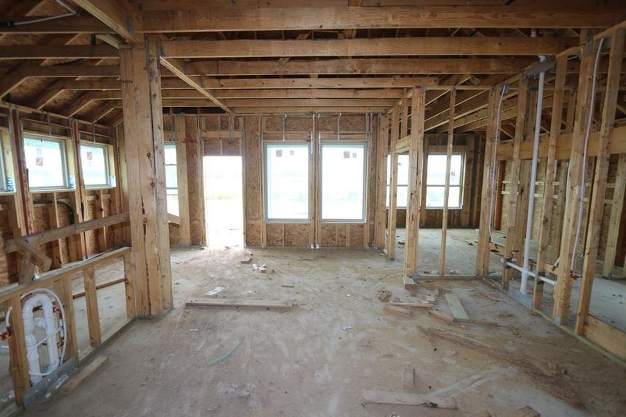 Spacious, unfurnished interior of a new home in Meridiana 45' Homesites, Manvel (Image 21). Spacious, unfurnished interior of a new home in Meridiana 45' Homesites, Manvel (Image 21).