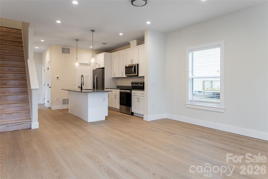 Image 38 of a home in .