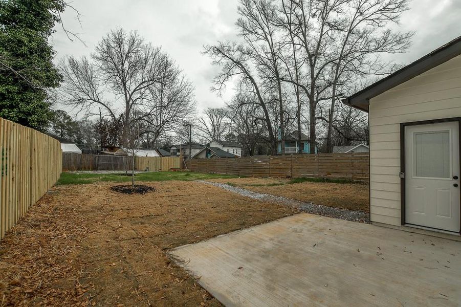 Exterior details and patio area of a home in , Atlanta (Image 20).