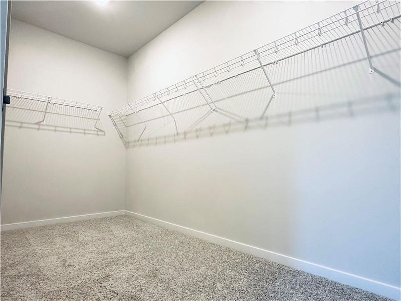 Spacious, unfurnished interior of a new home in Summerlin, Winder (Image 102).