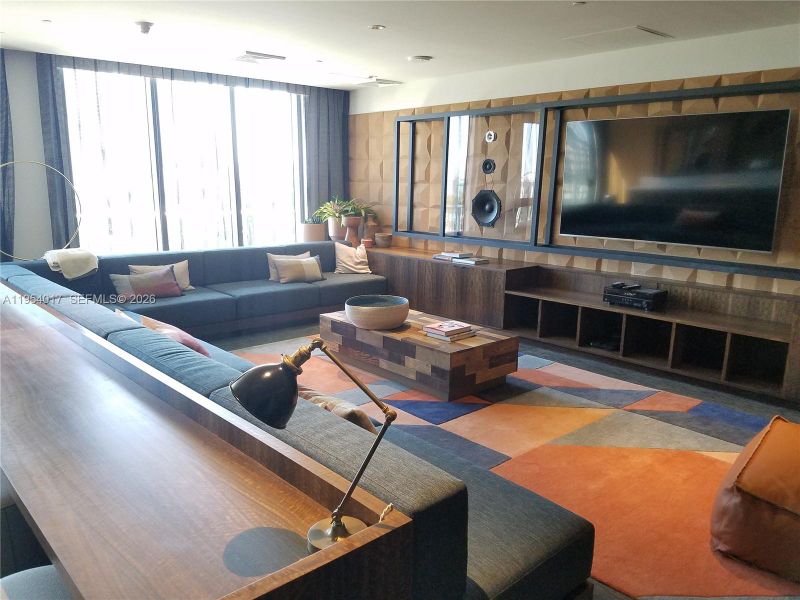 Community amenities in , Miami (Image 28).