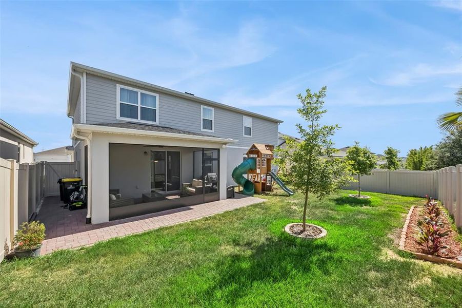 Exterior details and patio area of a home in Waterbrooke, Clermont (Image 22).