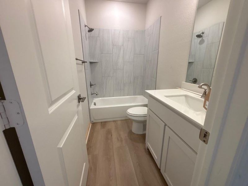 Furnished interior view inside a new home in Waterford Park, Weatherford (Image 5).