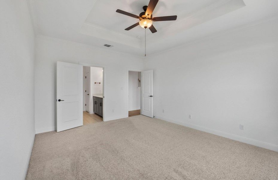 Spacious, unfurnished interior of a new home in Saddleback at Santa Rita Ranch, Liberty Hill (Image 27). Spacious, unfurnished interior of a new home in Saddleback at Santa Rita Ranch, Liberty Hill (Image 27).