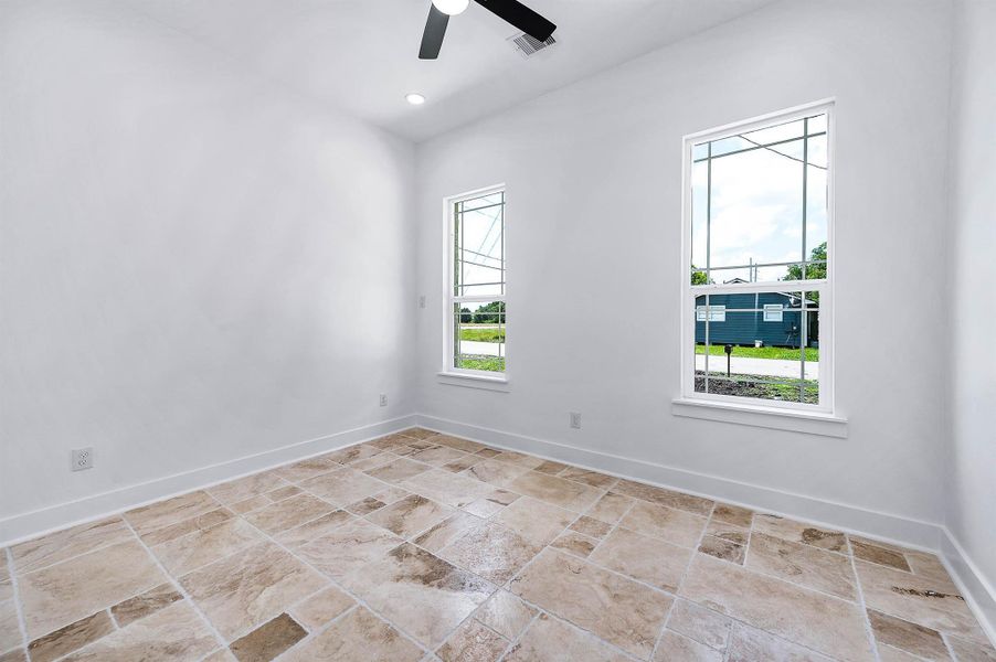 Spacious, unfurnished interior of a new home in , Needville (Image 19).