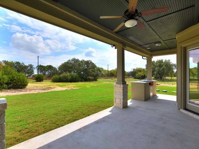 Representative exterior details of a home built from the Siena II by Giddens Homes in Clearwater Ranch, Liberty Hill (Image 70).