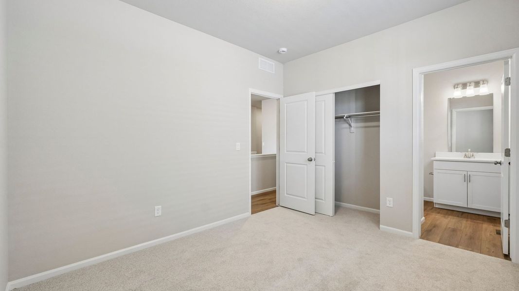 Spacious, unfurnished interior of a new home in Banning Lewis Ranch, Colorado Springs (Image 31). Spacious, unfurnished interior of a new home in Banning Lewis Ranch, Colorado Springs (Image 31).
