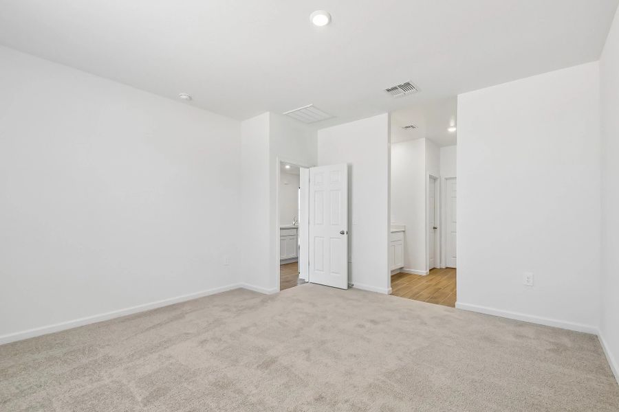 Primary suite