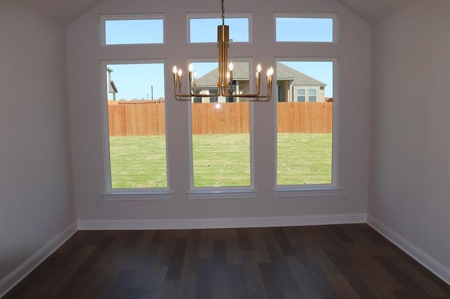 Spacious, unfurnished interior of a new home in Bull Hide Estates, Hewitt (Image 13).