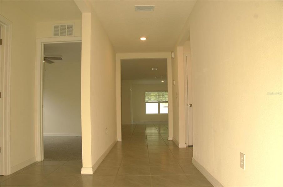 Spacious, unfurnished interior of a new home in Deer Path, Ocala (Image 14). Spacious, unfurnished interior of a new home in Deer Path, Ocala (Image 14).