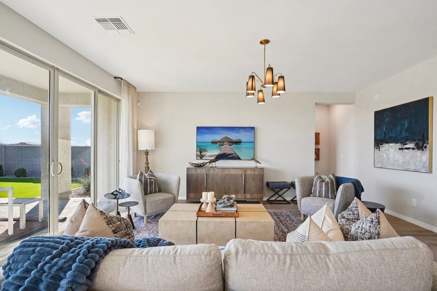 Representative images and renderings are for illustrative purposes. Actual structural options and design finishes of home may vary.