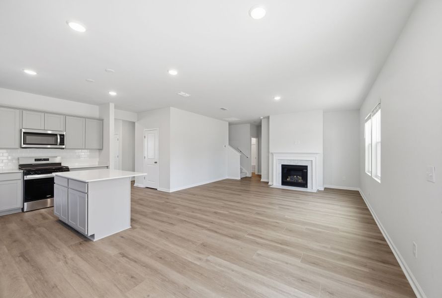 Spacious, unfurnished interior of a new home in Grand Arbor, Blythewood (Image 21).