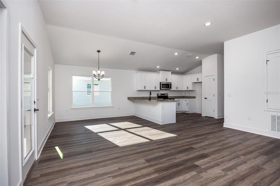 Spacious, unfurnished interior of a new home in , Newberry (Image 15).