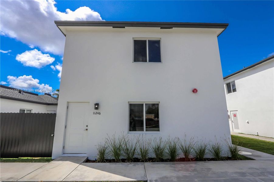 Image 38 of a home in .