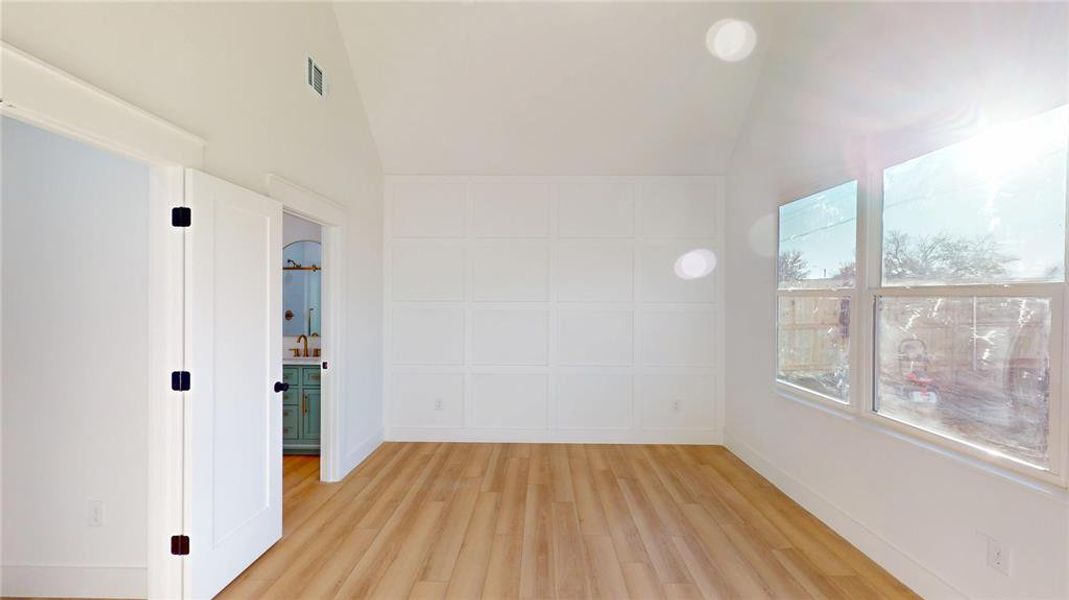 Spacious, unfurnished interior of a new home in , Fort Worth (Image 20). Spacious, unfurnished interior of a new home in , Fort Worth (Image 20).