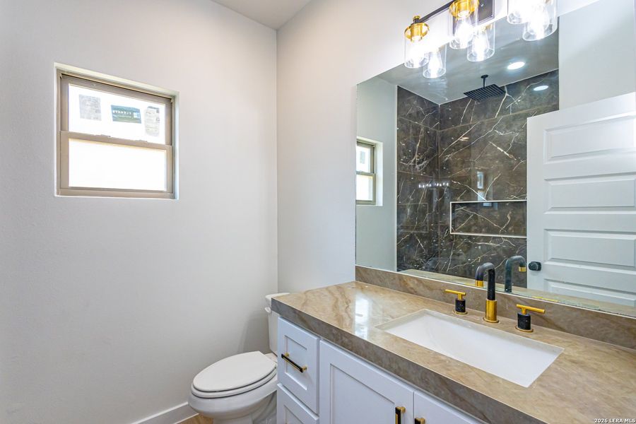 Furnished interior view inside a new home in , Laredo (Image 6).