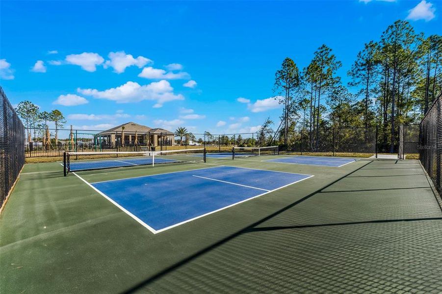 Community amenities in Archers Mill, Ormond Beach (Image 58).