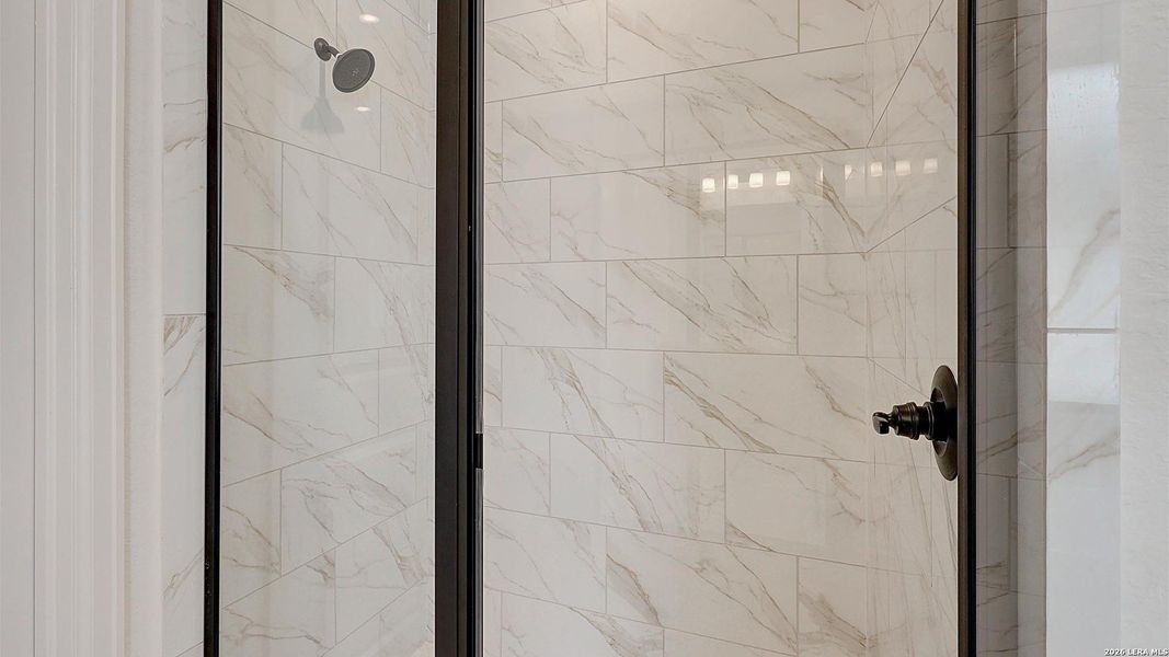 Close-up of interior finishes inside a home in Ladera, San Antonio (Image 17).