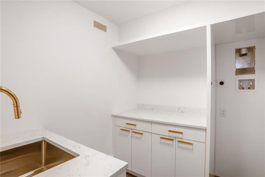 Furnished interior view inside a new home in , Atlanta (Image 13).