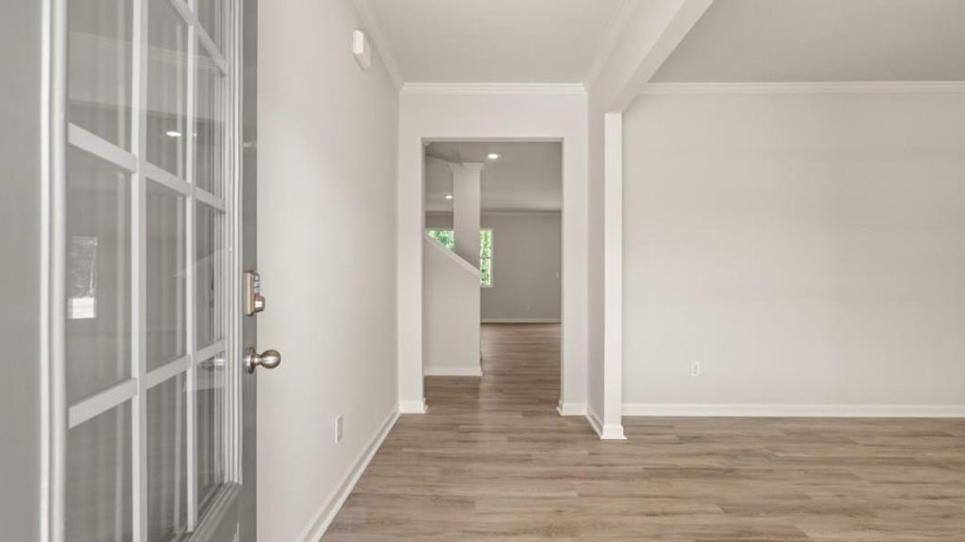 Spacious, unfurnished interior of a new home in Fairhaven, Lithia Springs (Image 10).