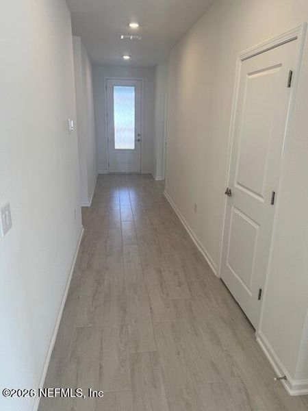 Spacious, unfurnished interior of a new home in Brook Forest, St. Augustine (Image 5).