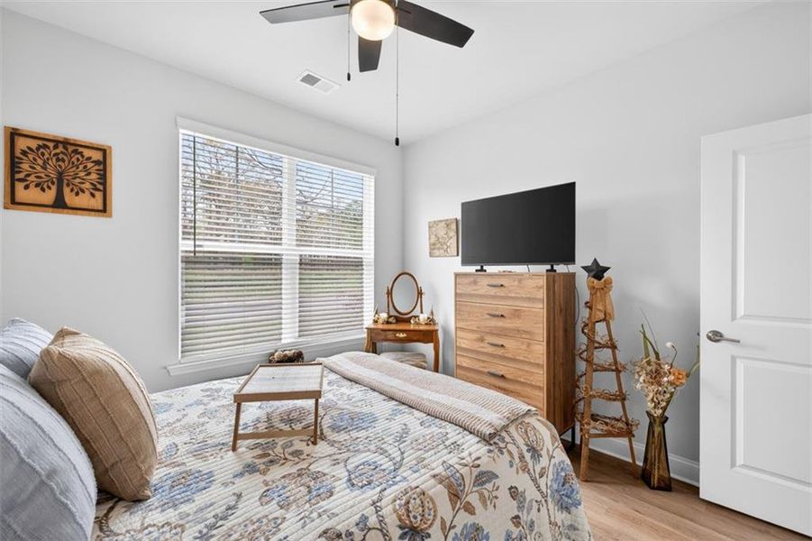 Furnished interior view inside a new home in , Hartwell (Image 13).