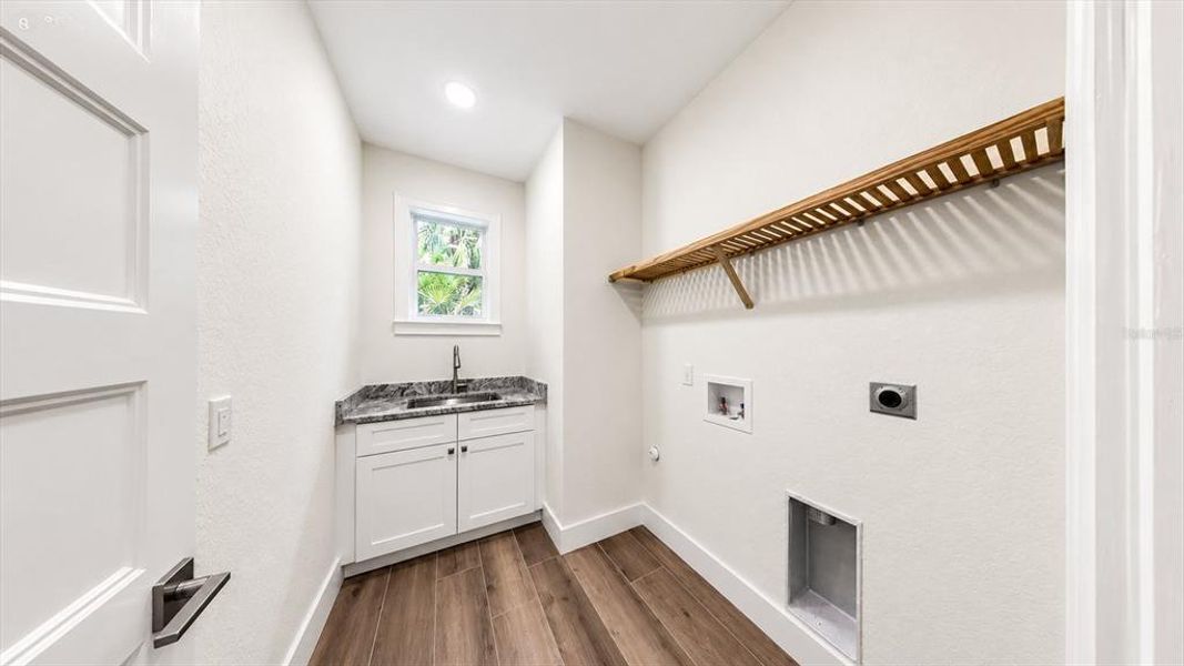Furnished interior view inside a new home in , North Port (Image 16).