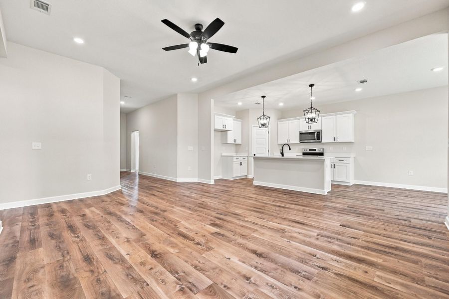 2828 blackbird ct-22