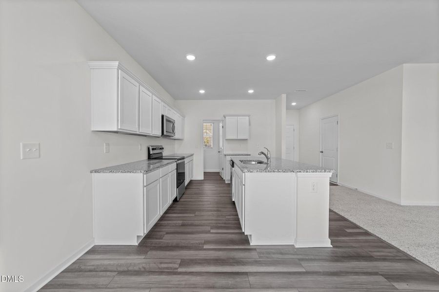 8-web-or-mls-6S8A8936 8-web-or-mls-6S8A8936