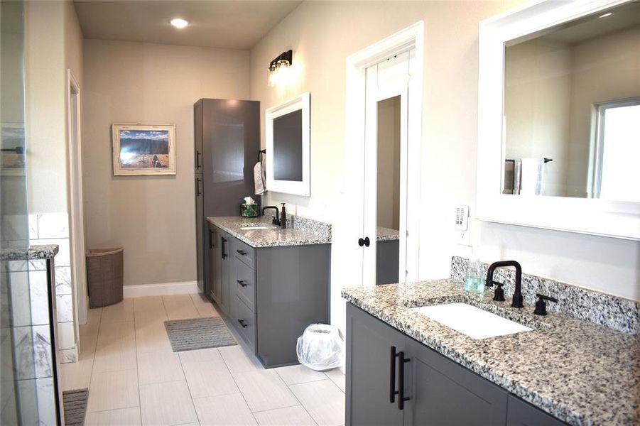 Furnished interior view inside a new home in , Grandview (Image 16). Furnished interior view inside a new home in , Grandview (Image 16).