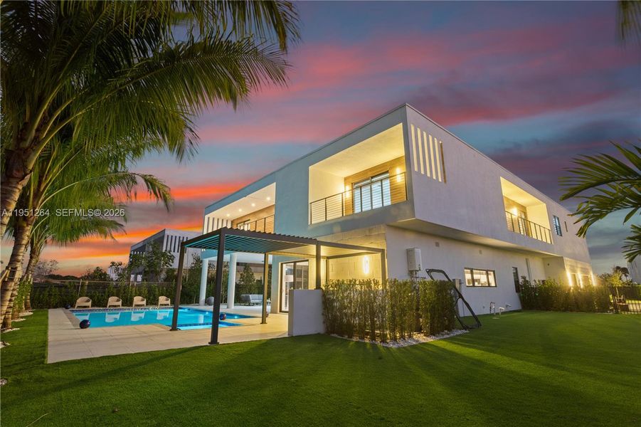 Exterior details and patio area of a home in , Weston (Image 46).