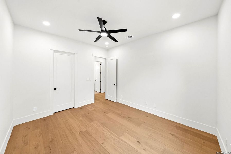 Spacious, unfurnished interior of a new home in , Boerne (Image 25).