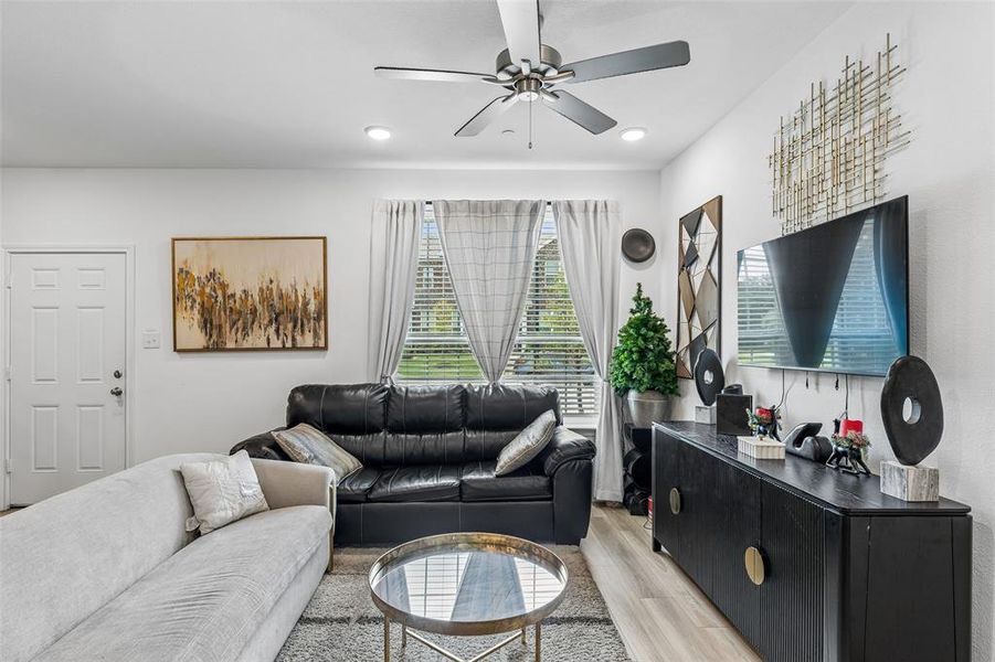 Furnished interior view inside a new home in Cloverleaf Crossing Townhomes, Mesquite (Image 15).