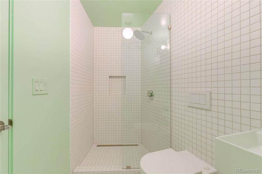 Image 23 of a home in . Image 23 of a home in .