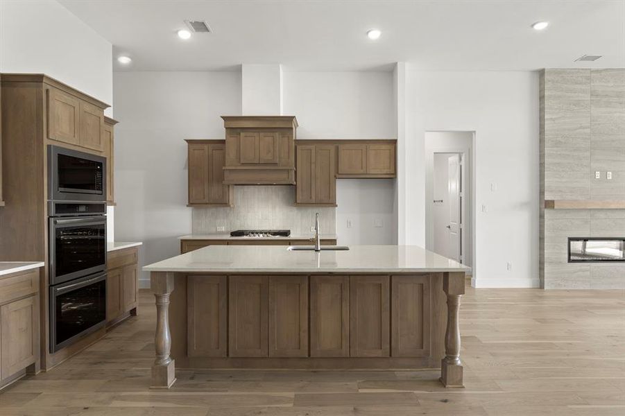 10. 9825 Aiken - Kitchen 10. 9825 Aiken - Kitchen