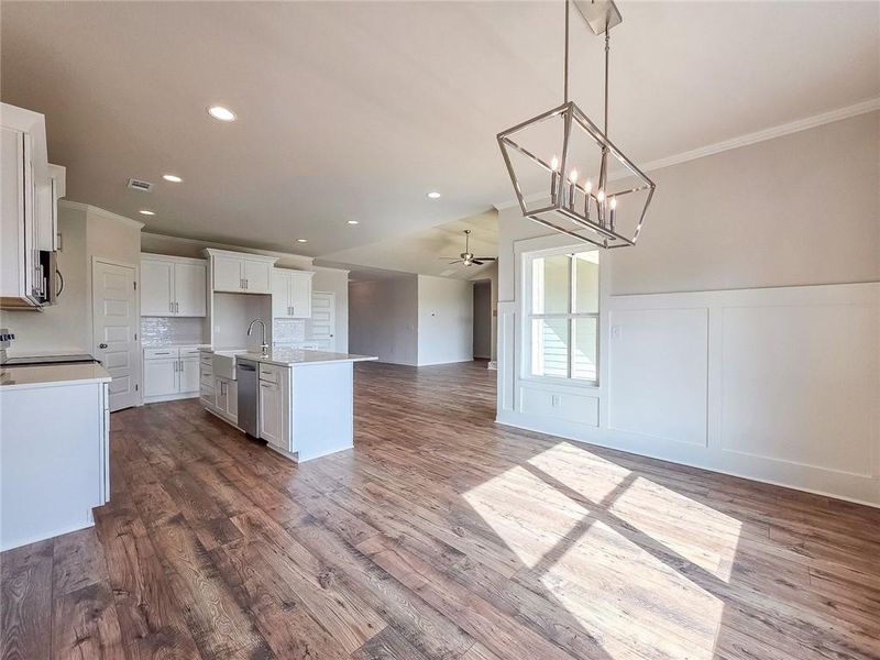 Spacious, unfurnished interior of a new home in , Dawsonville (Image 19).