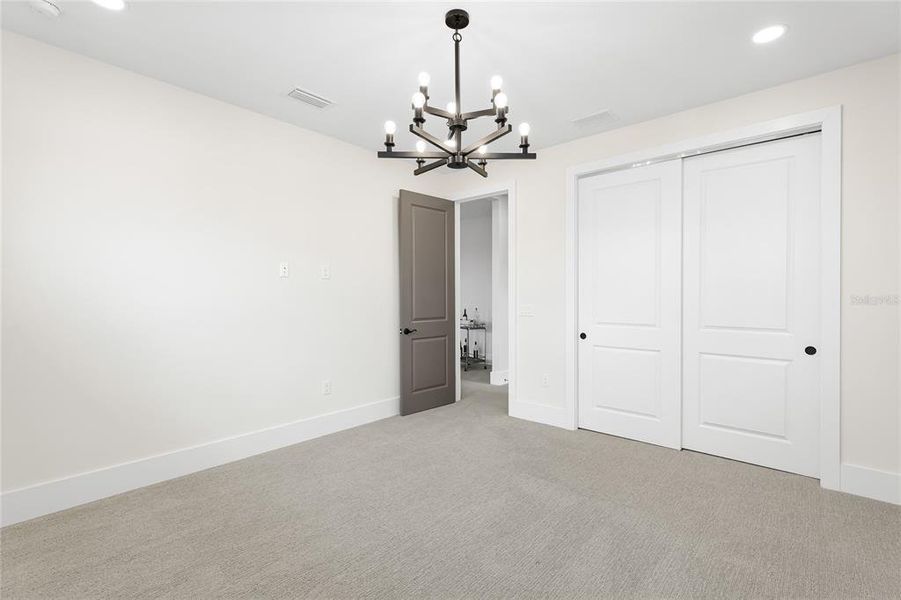 Spacious, unfurnished interior of a new home in , Sarasota (Image 53).