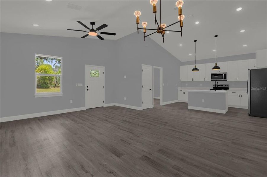 Spacious, unfurnished interior of a new home in , Deland (Image 14).