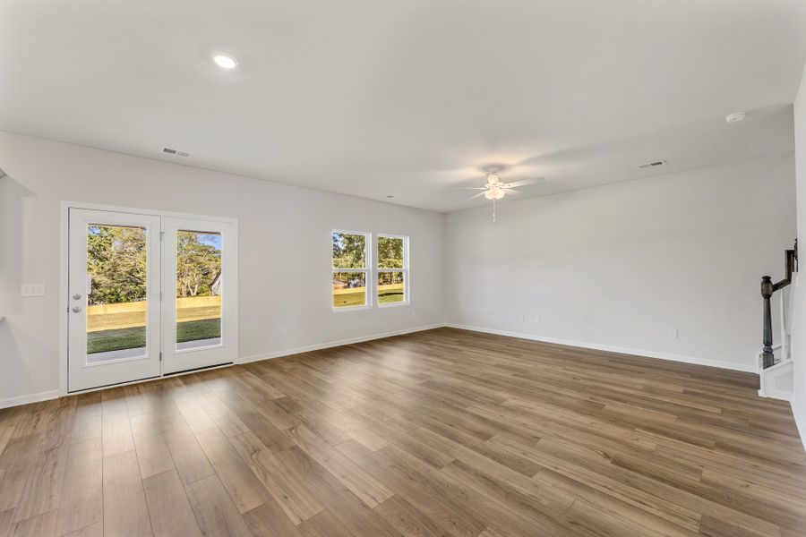 Spacious, unfurnished interior of a new home in Mayfair Village, Spartanburg (Image 16).