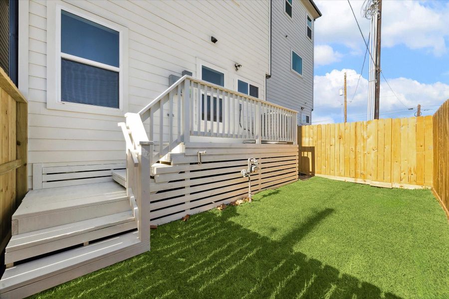 Exterior details and patio area of a home in , Houston (Image 4).