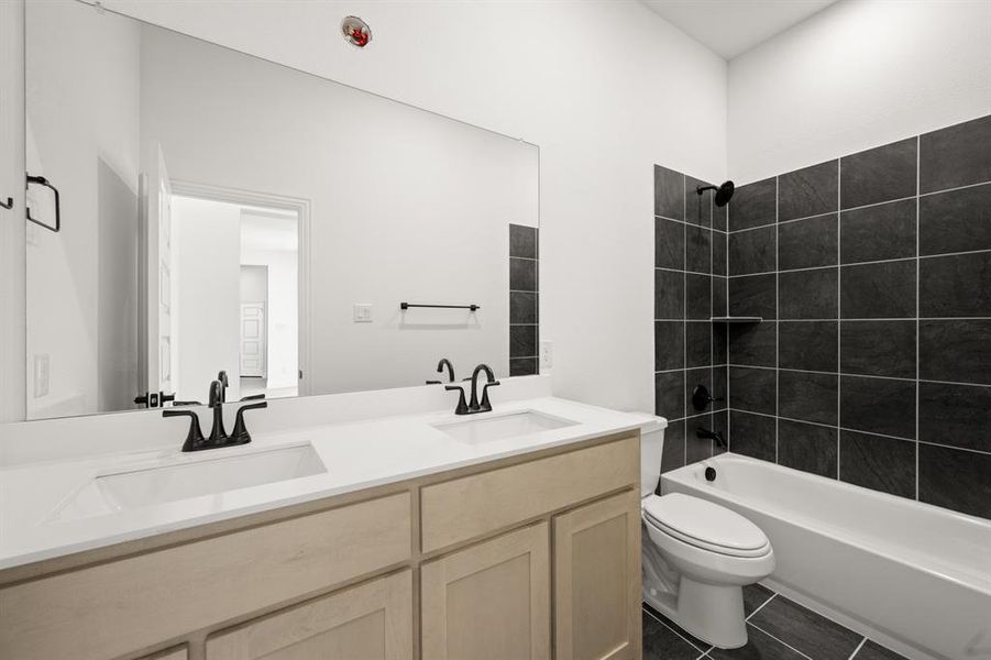 205 Hollinsworth- Bathroom-1 205 Hollinsworth- Bathroom-1