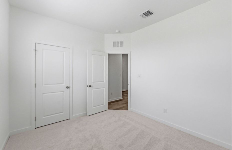 Spacious, unfurnished interior of a new home in Alto, San Marcos (Image 16).
