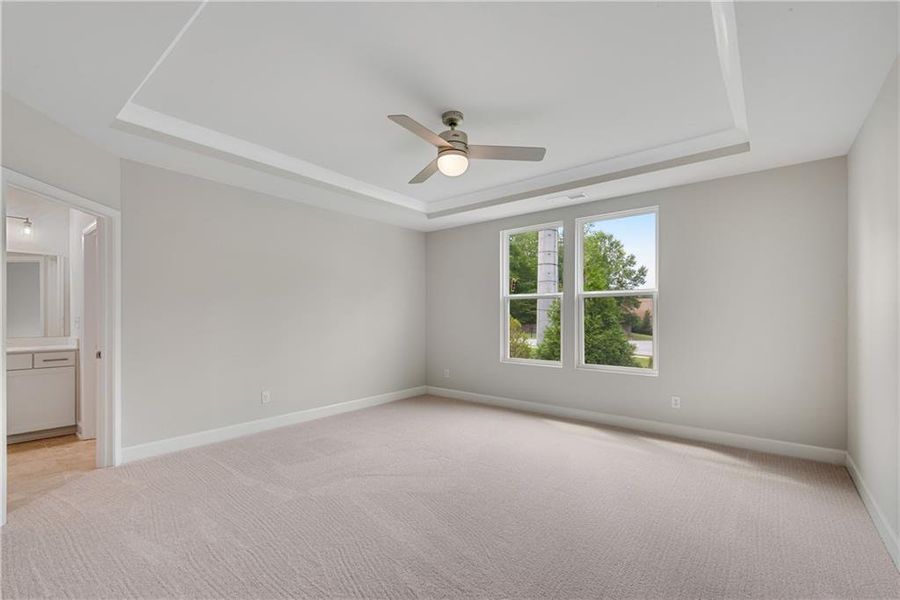 Spacious, unfurnished interior of a new home in Lakecrest, Buford (Image 18).