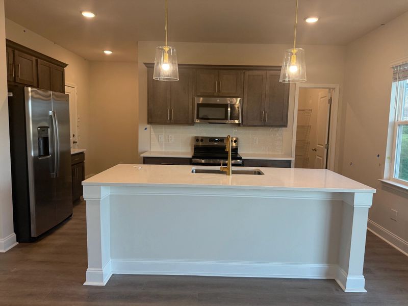 Furnished interior view inside a new home in Cades Bluff, Lebanon (Image 8).