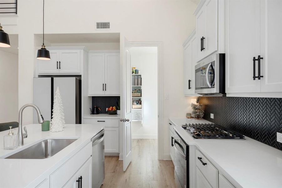 Furnished interior view inside a new home in , McKinney (Image 5). Furnished interior view inside a new home in , McKinney (Image 5).
